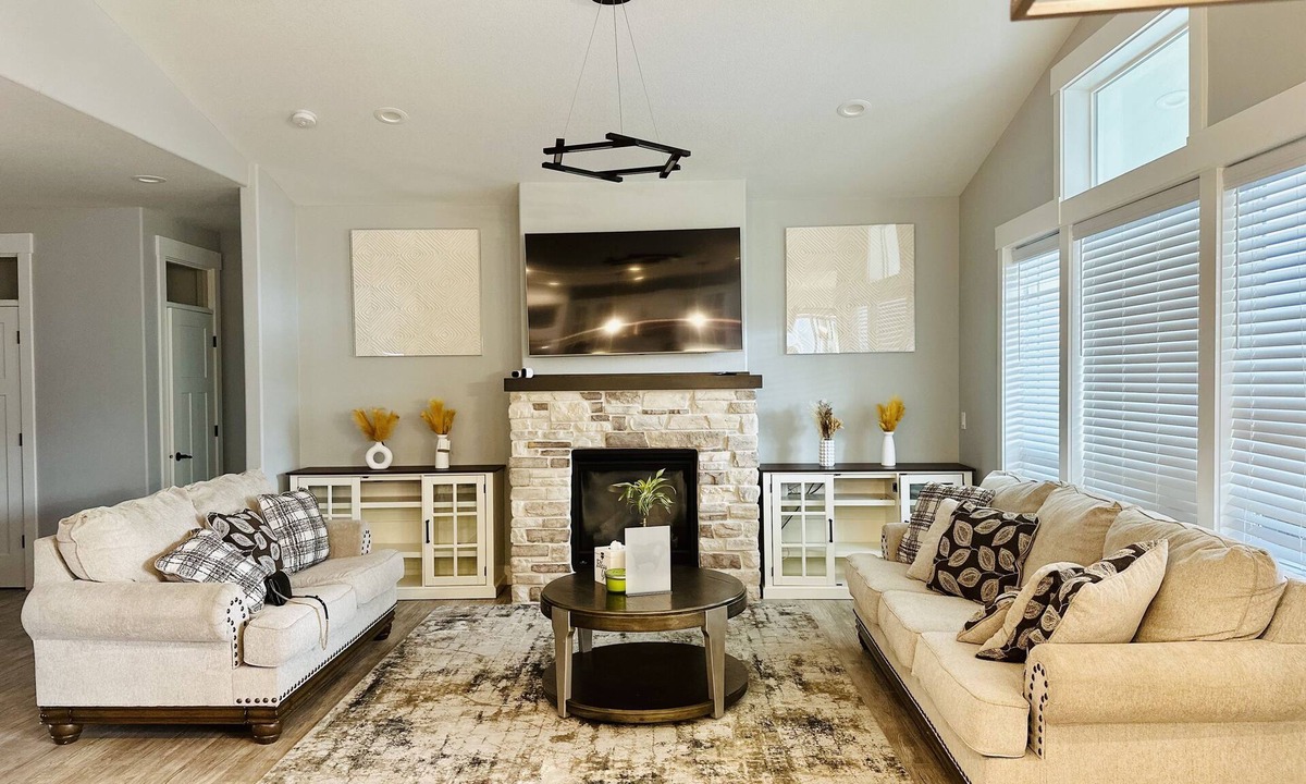 West Salem House | House in West Salem