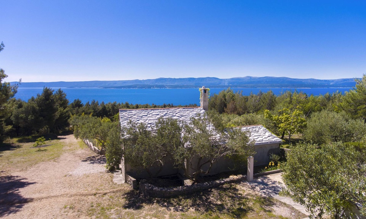 Bol House | House Ivan (36692-K1) - Bol - island Brac