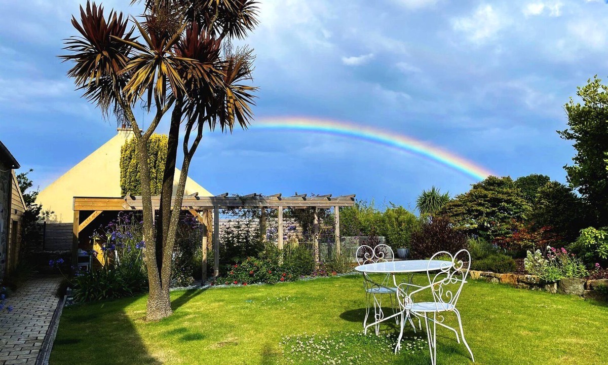 Lanmodez House | House Les Agaphantes