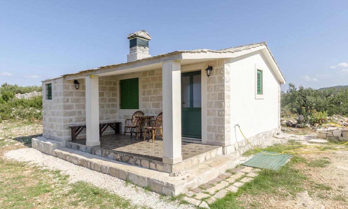 Splitska House | House Lučica (38662-K1) - Splitska - island Brac