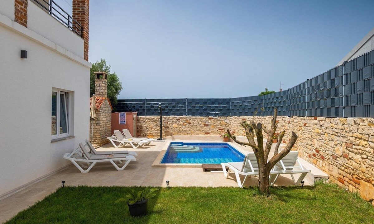 Sikici House | House Marlena (74316-K1) - Pula