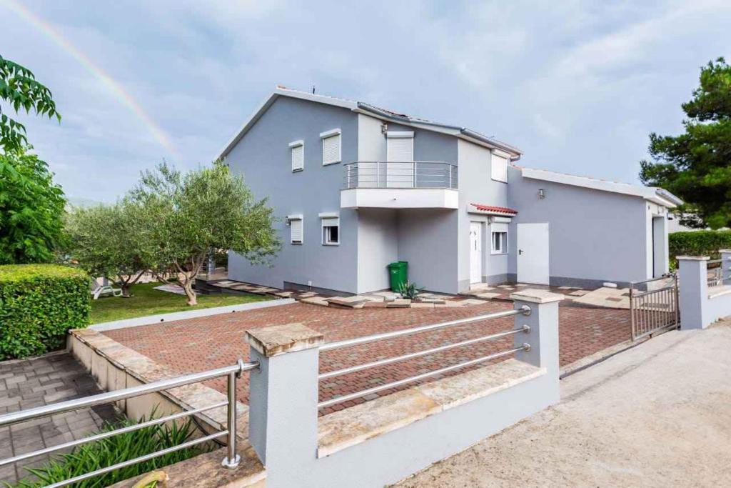 Pridraga House | House Neda