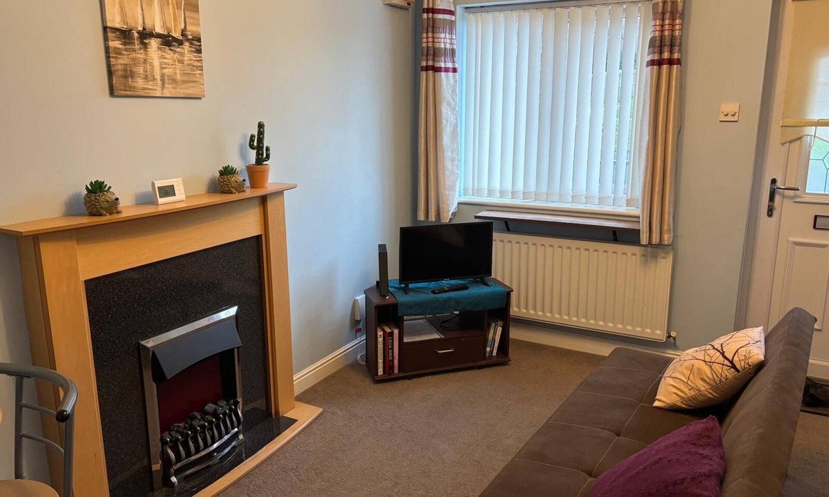 Carlisle House | House next to playpark