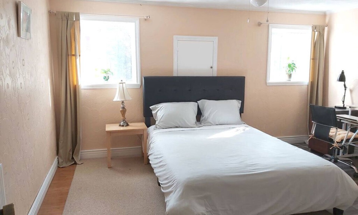 Winchester House | House on A+ school area w/AC & W/D