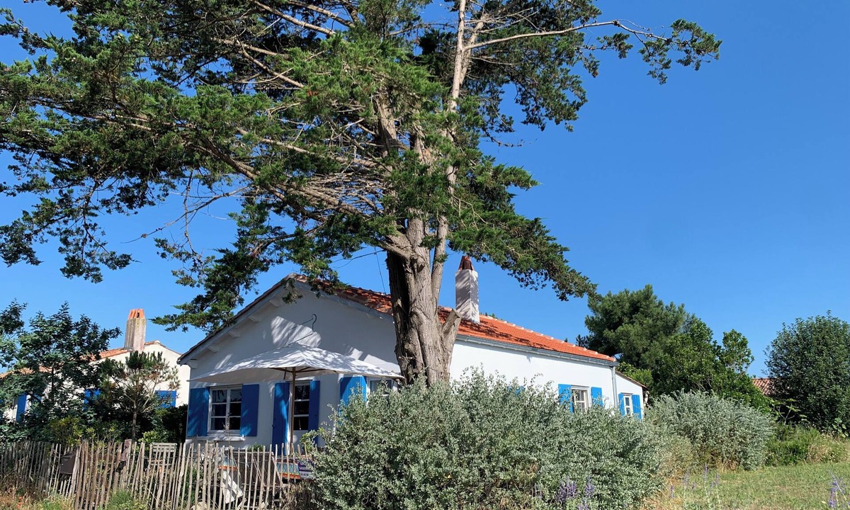 Ile-d'Aix Villa | House on the beach ILE D’AIX Exceptional