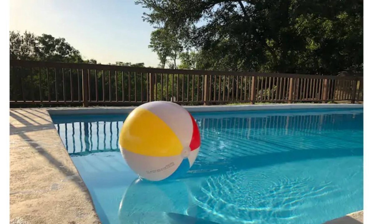 Austin House | House on the Hill w/ Heated Pool