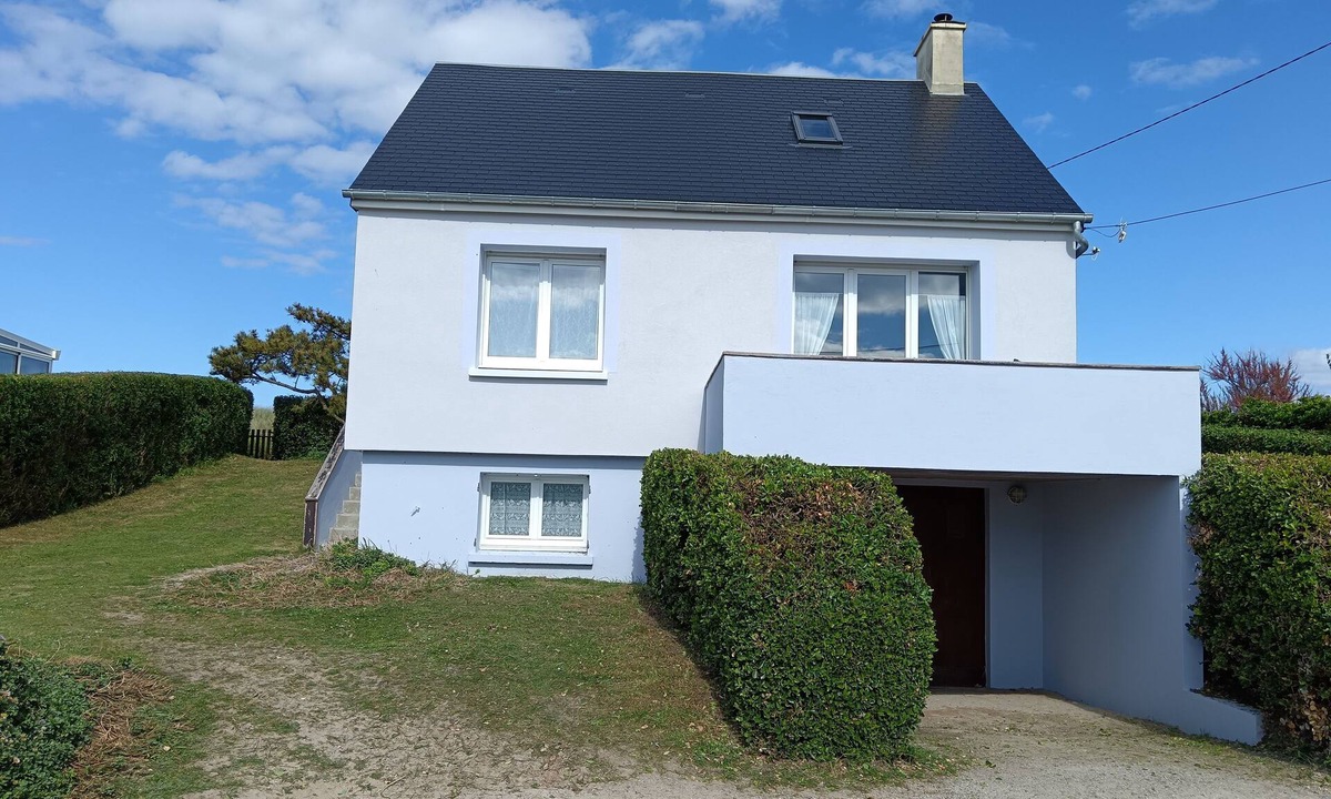 Sainte-Marie-du-Mont Villa | House on Utah-Beach