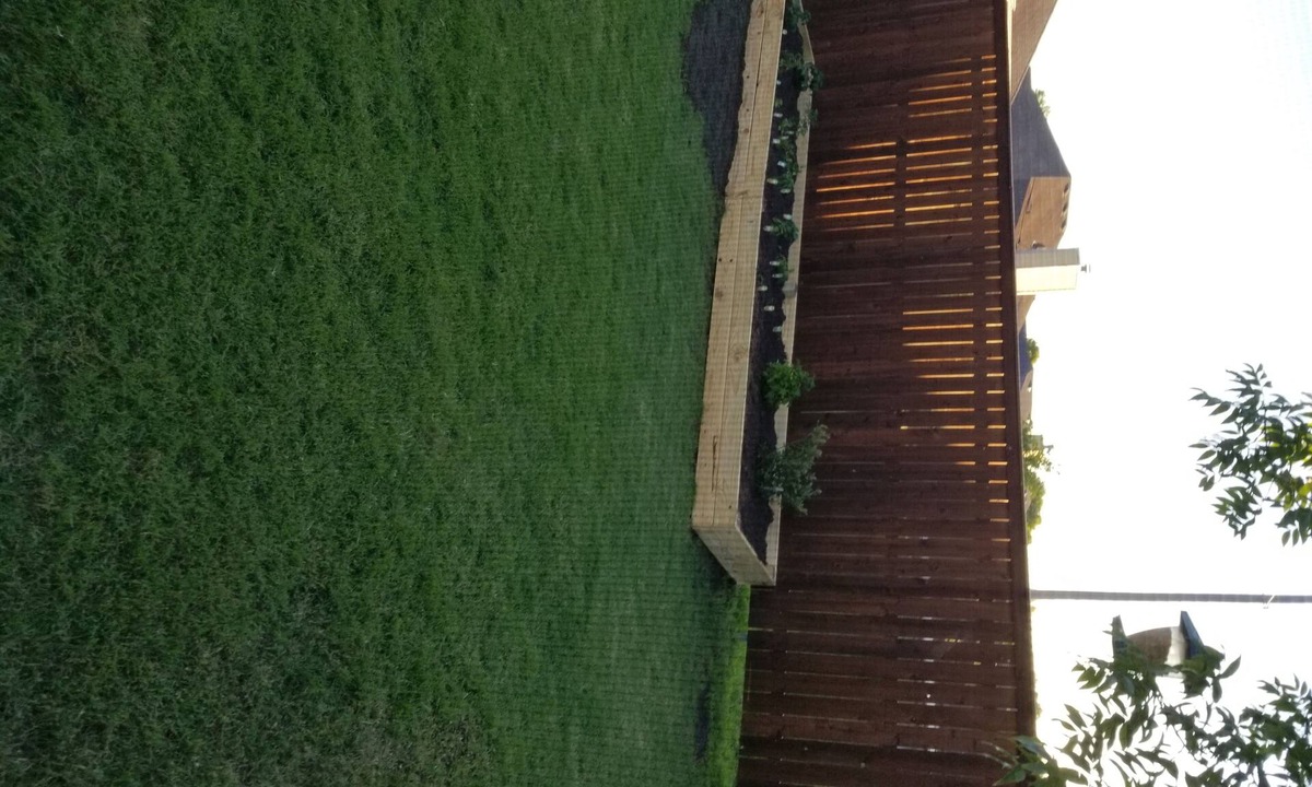 Tulsa County House | House outdoor screen porch