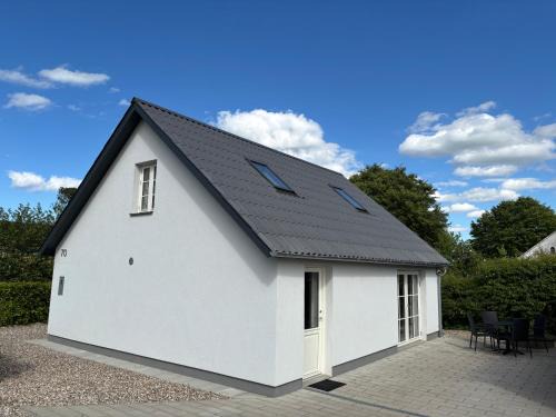Middelfart Villa | House overlooking the countryside and close to the city