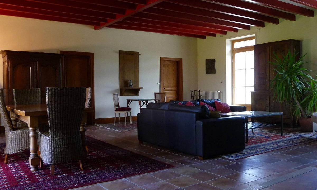 Migne House | House redone in a unique and privileged!