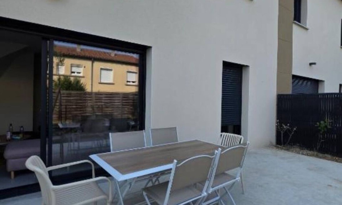 Rochemaure House | House Rochemaure
