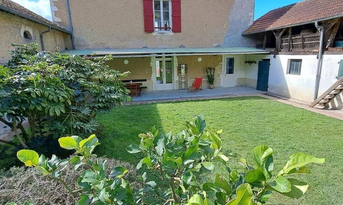 Eyres-Moncube House | House Saint Genez - EYRES MONCUBE