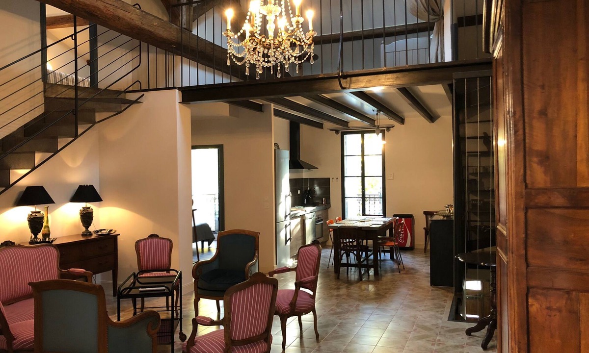 Aigues-Mortes House | House Saint Louis, 1248