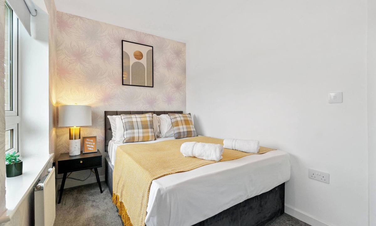 Ashford House | House - Sleeps 4 - Garden - Parking