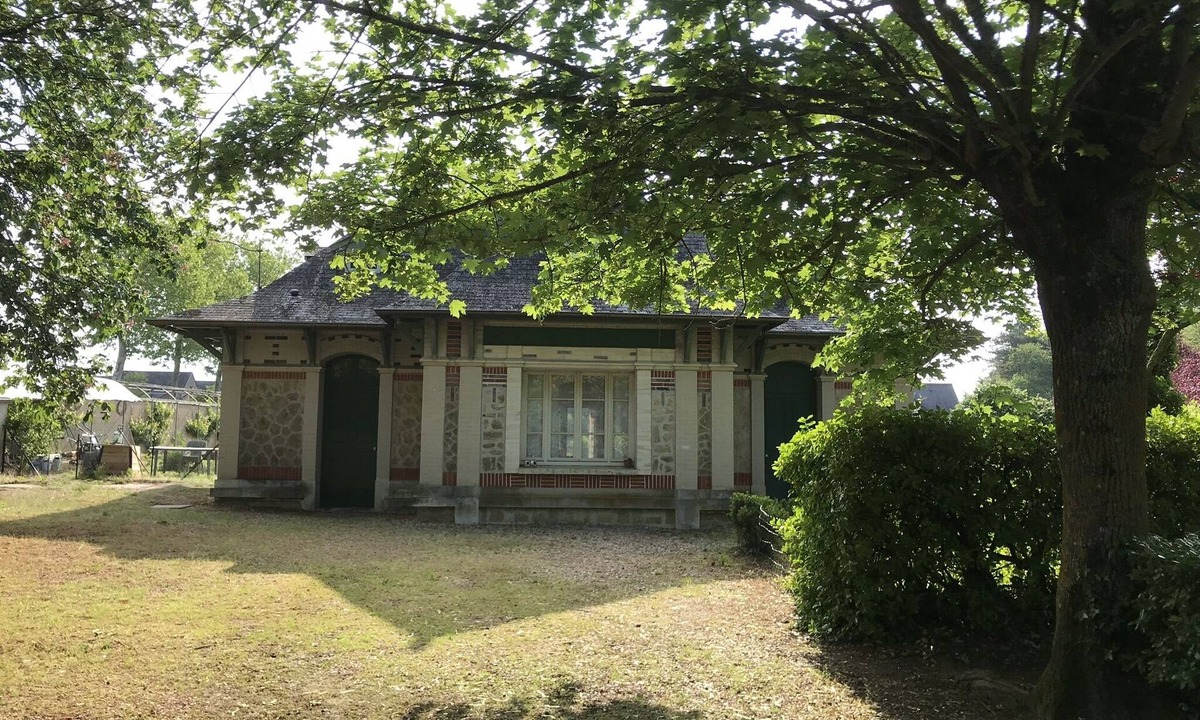 Noyant-de-Touraine House | House sleeps 6/8 Touraine