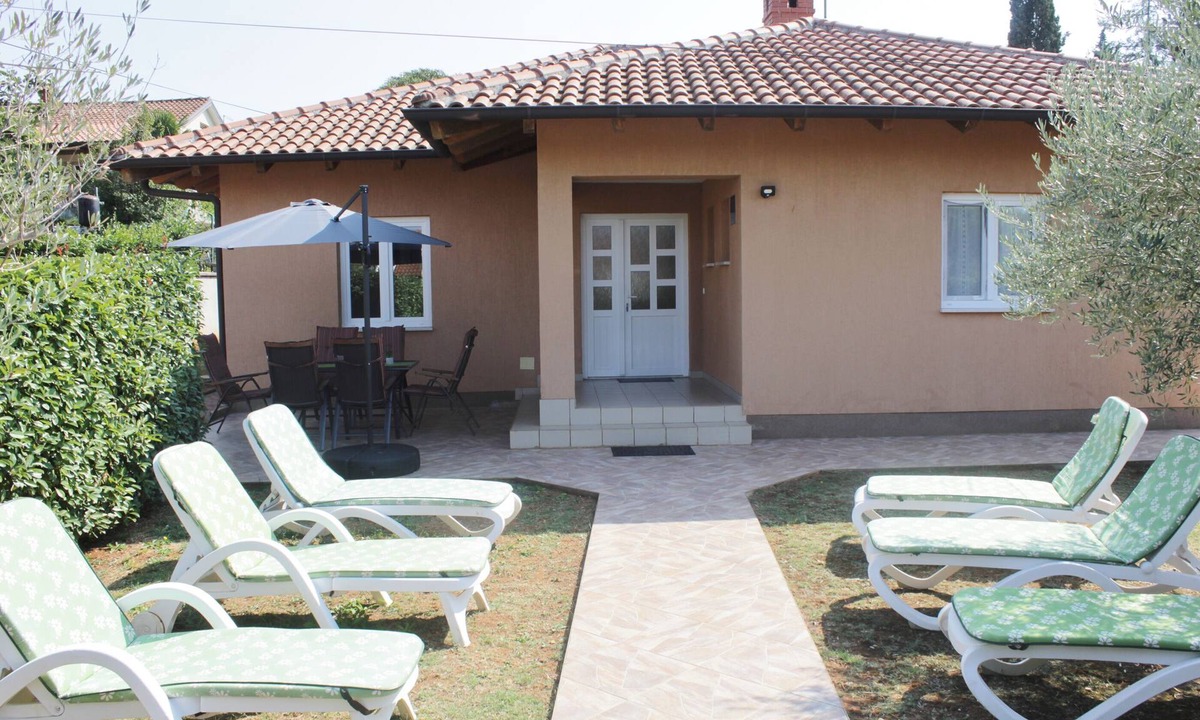 Savudrija House | House TINA (79317-K1) - Savudrija