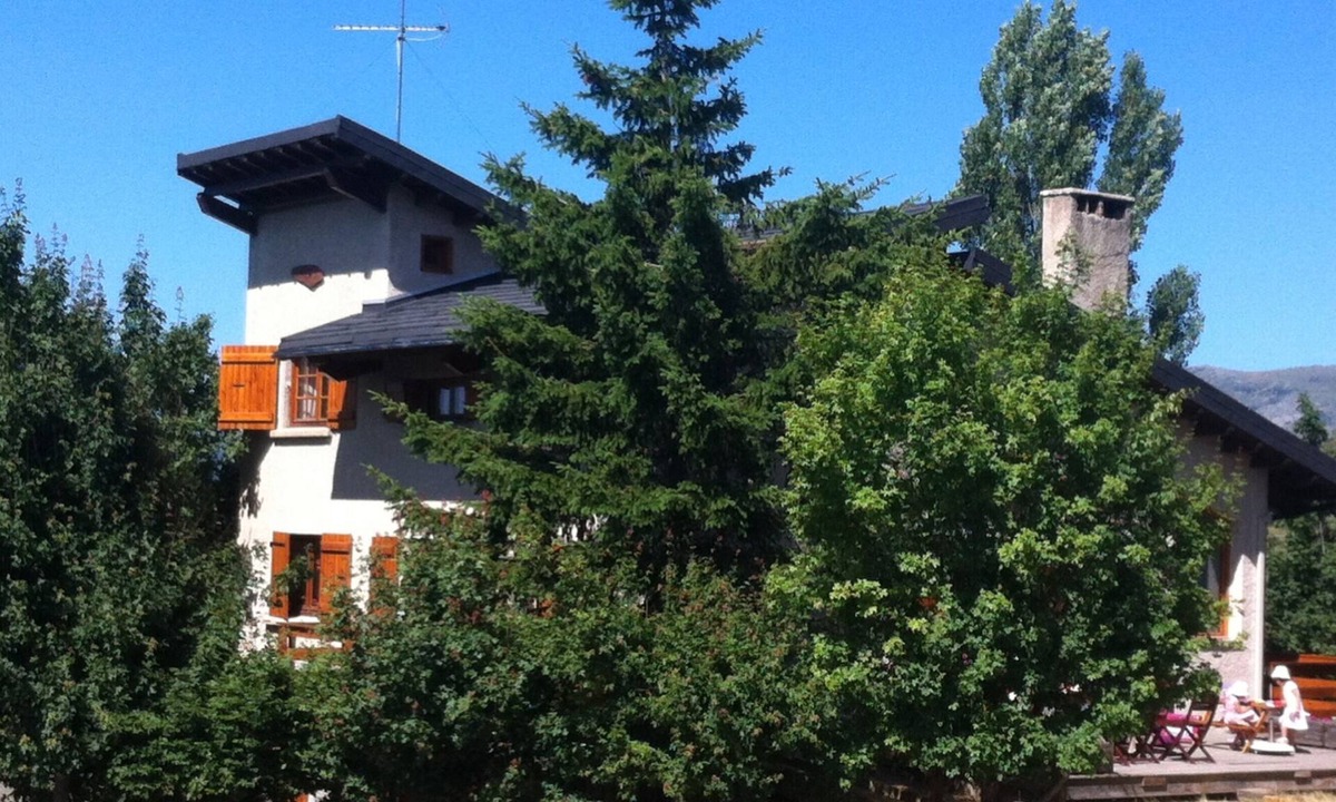 Egat Ski Chalet | house /villa - Egat