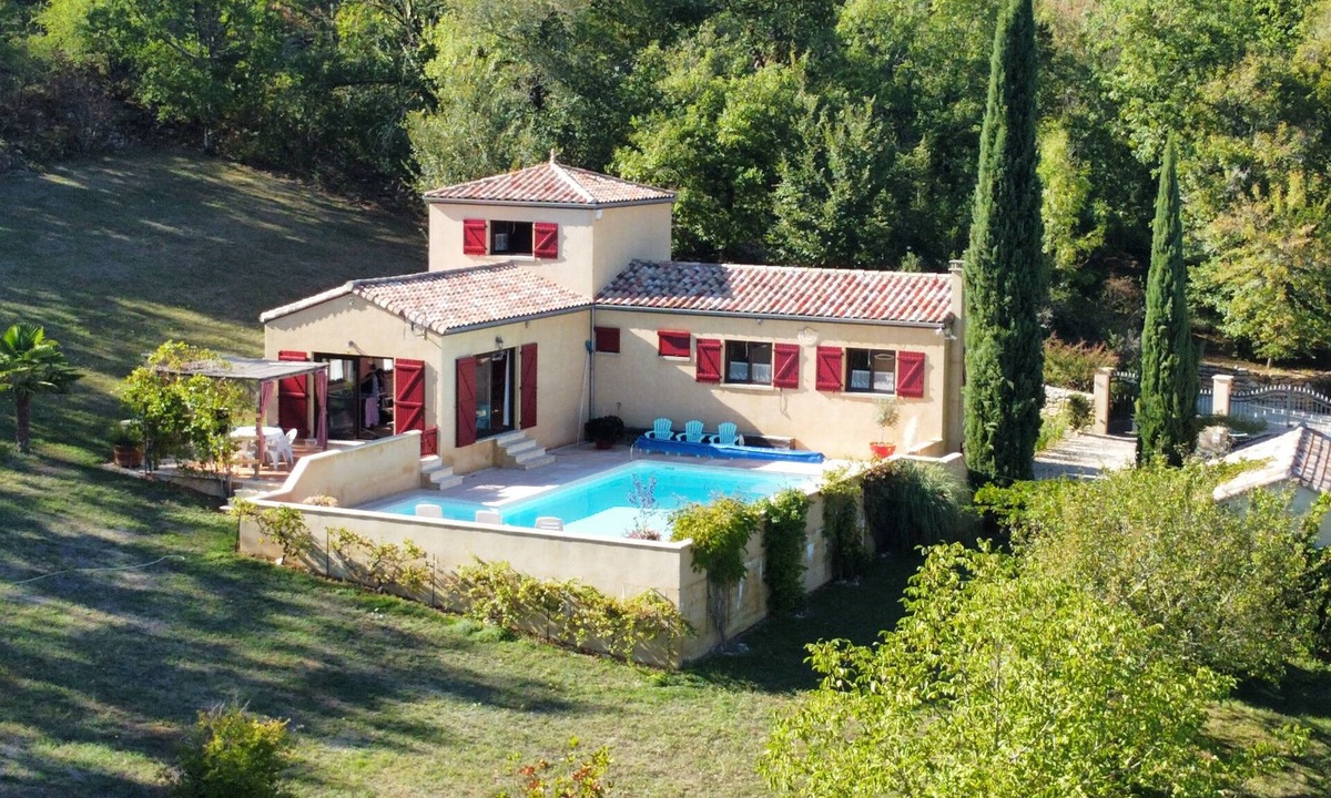 Luzech House | House/Villa - Luzech