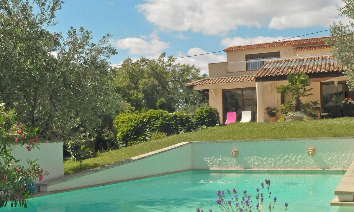 Les 3 Ponts Villa | House / Villa - Nîmes