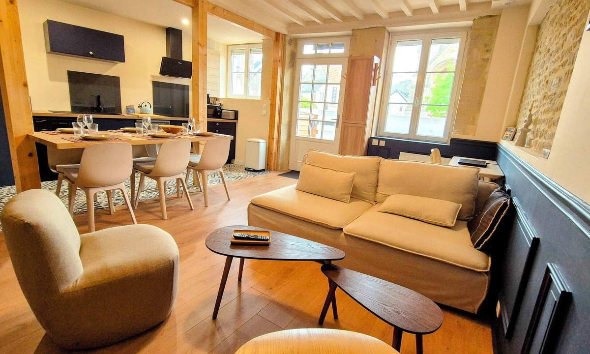 Arromanches-les-Bains House | House with terrace in the heart of Arromanches, 300 m from the beach