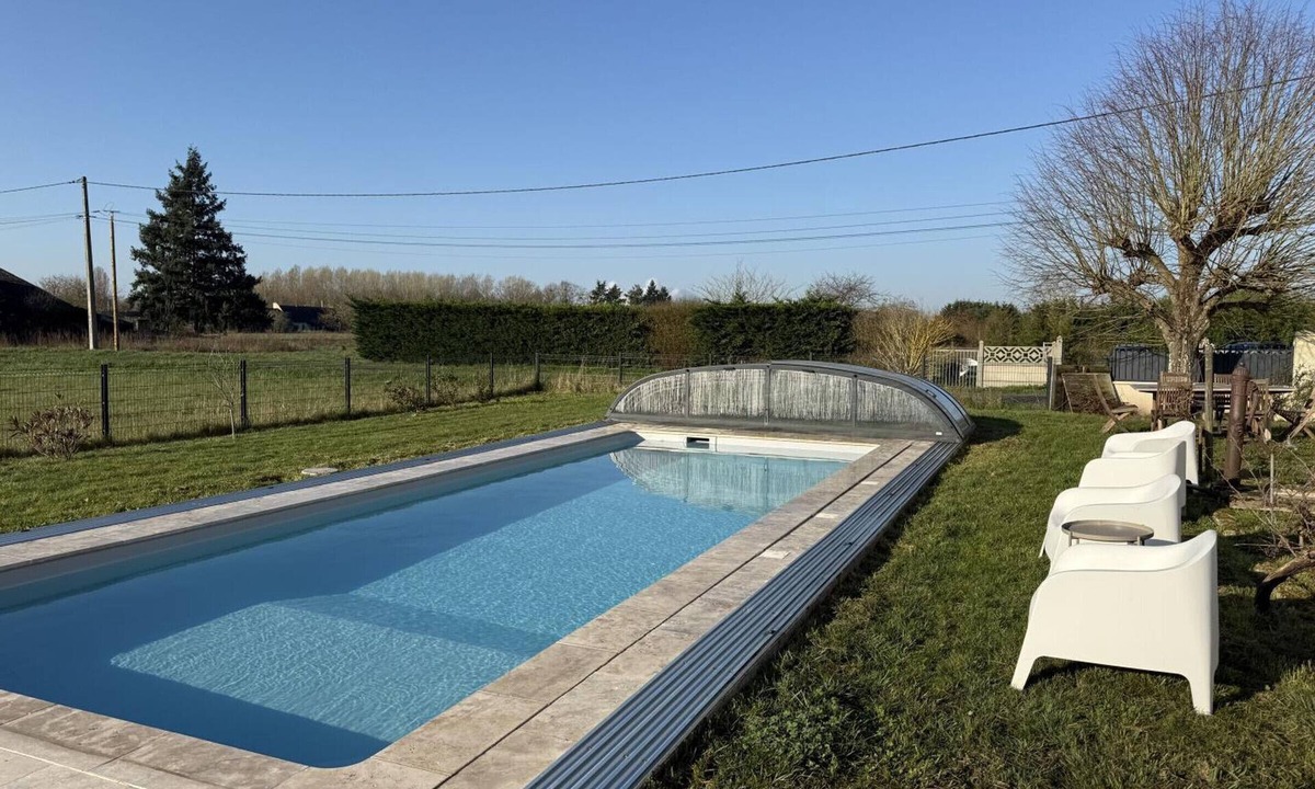La Chapelle-sur-Loire Cottage | House with private pool - 8 guests