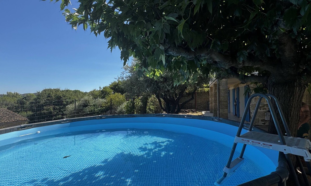 Sauveterre House | House with a view of Mont Ventoux, Sauveterre
