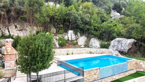 Kuciste Villa | House with amazing infinity pool and fantastic landscape