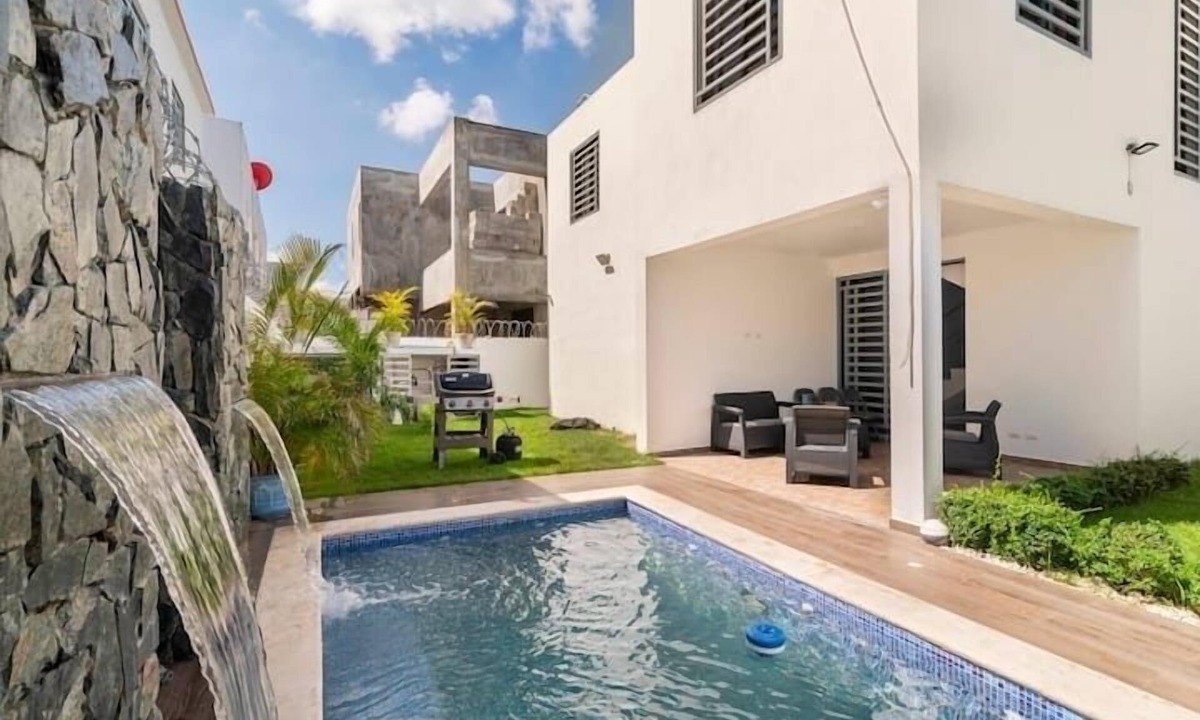 Bonao House | House with amazing pool