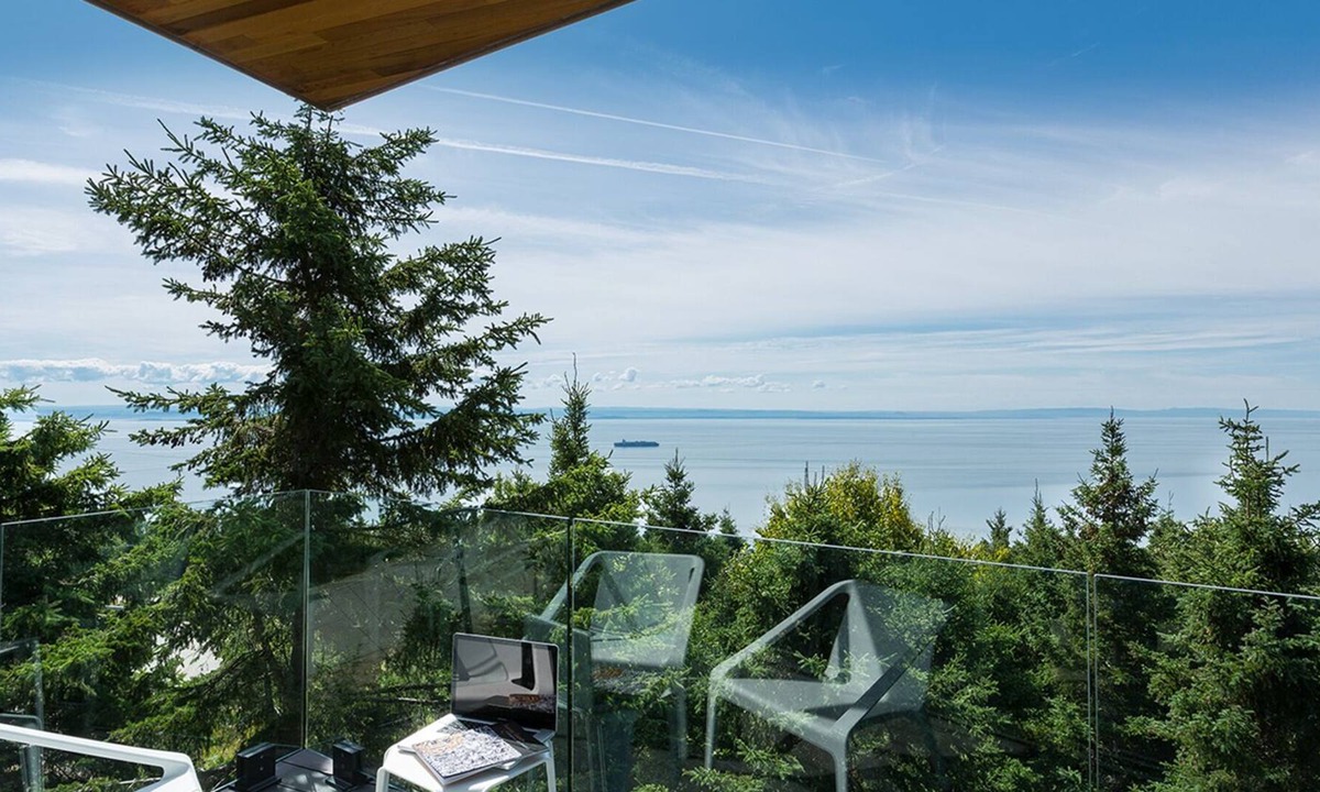 La Malbaie House | House with belvedere