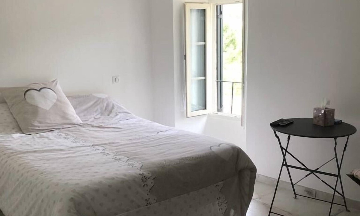 Florac House | House with castle view