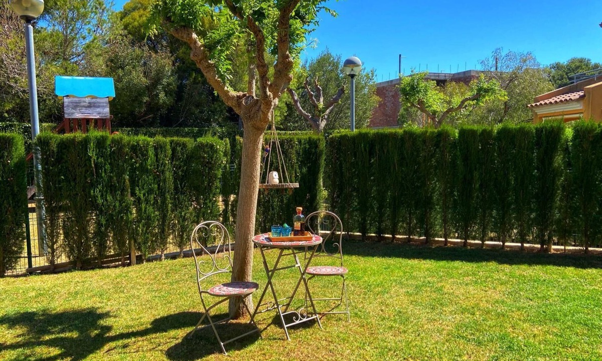Les Planes del Rei House | House with private garden, BBQ community pool and WiFi