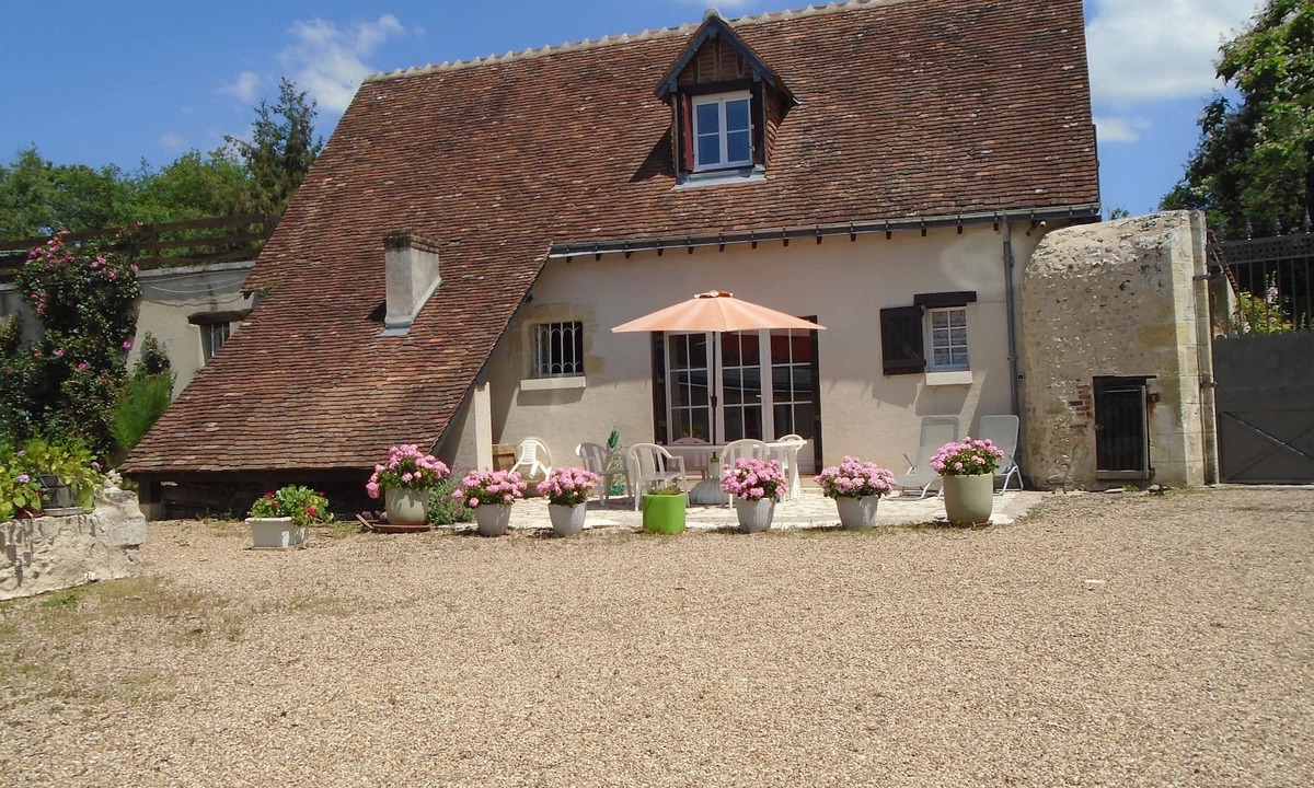 Lussault-sur-Loire House | House with garden