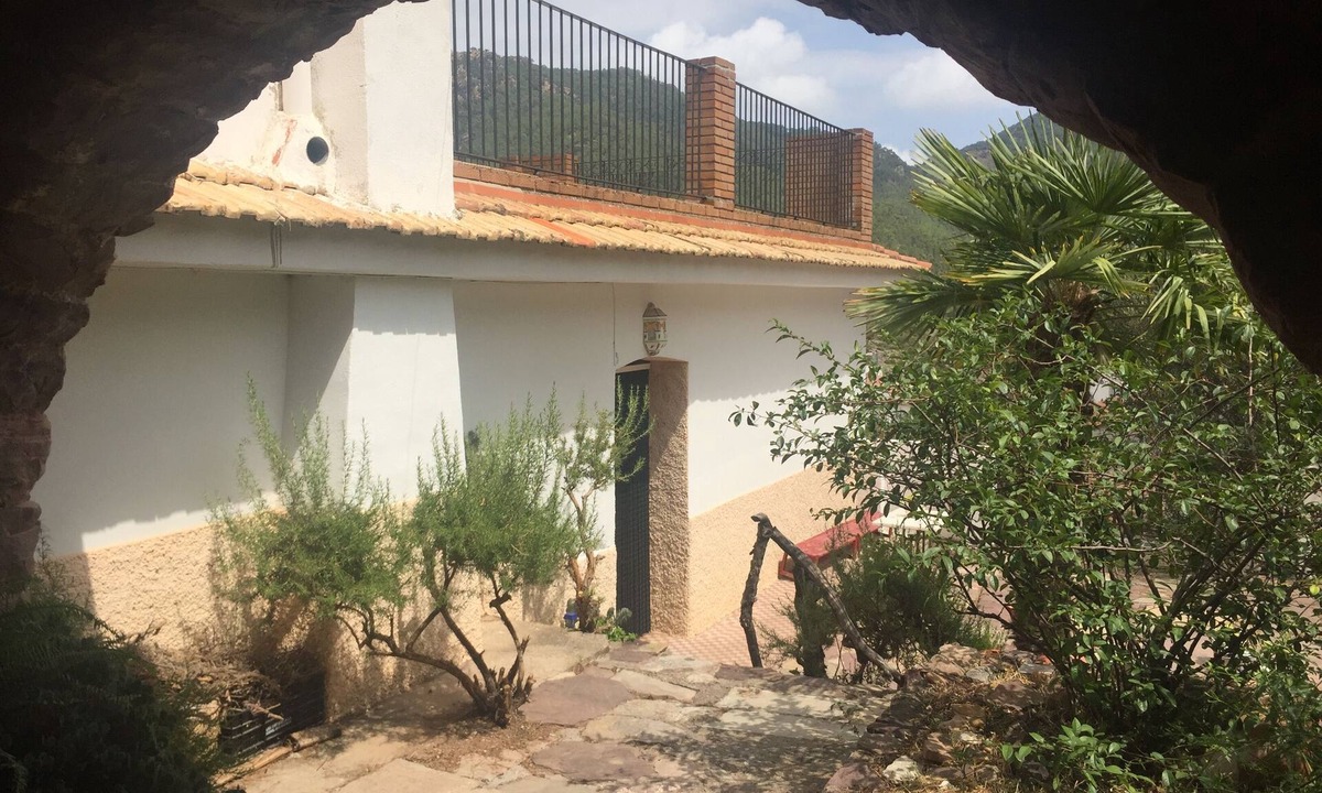 Eslida House | House with garden and great views