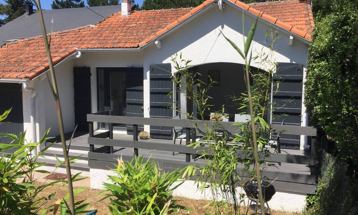 La Baule-Escoublac House | House with gardens La Baule 400m beach and shops 4/6 pers.