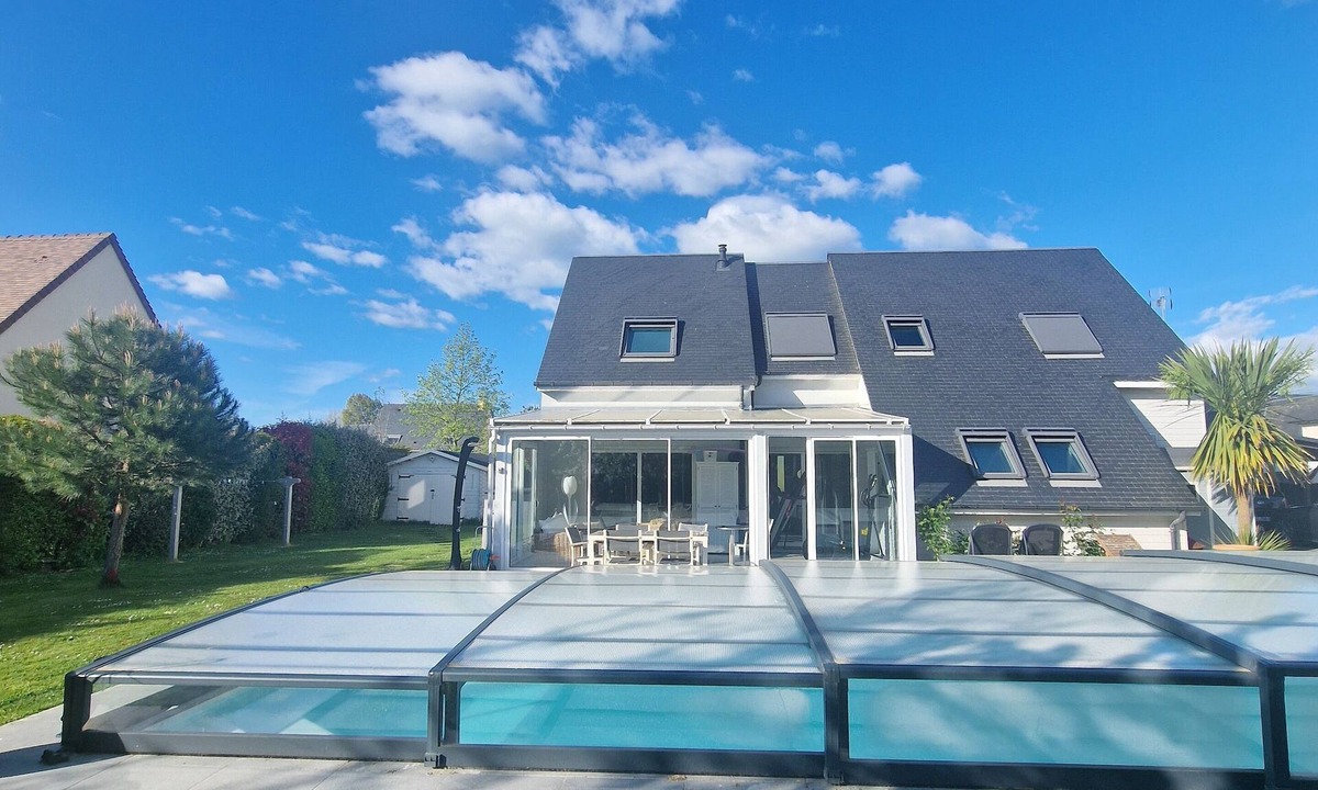 Sallenelles House | HOUSE WITH HEATED POOL 10x4ml in Sallenelles in the Orne Estuary