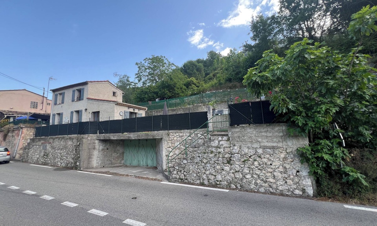 Tourrette-Levens House | House with Jacuzzi 20 minutes from Nice