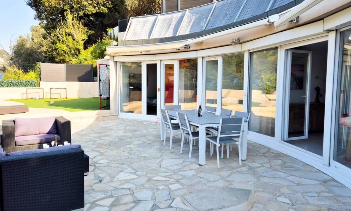 Saint Pierre de Feric House | House with large terrace in Nice