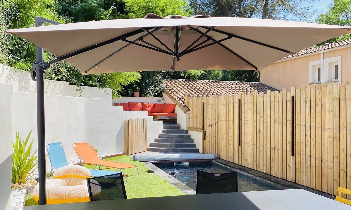 Saint-Gely-du-Fesc House | House with pool between river and sea