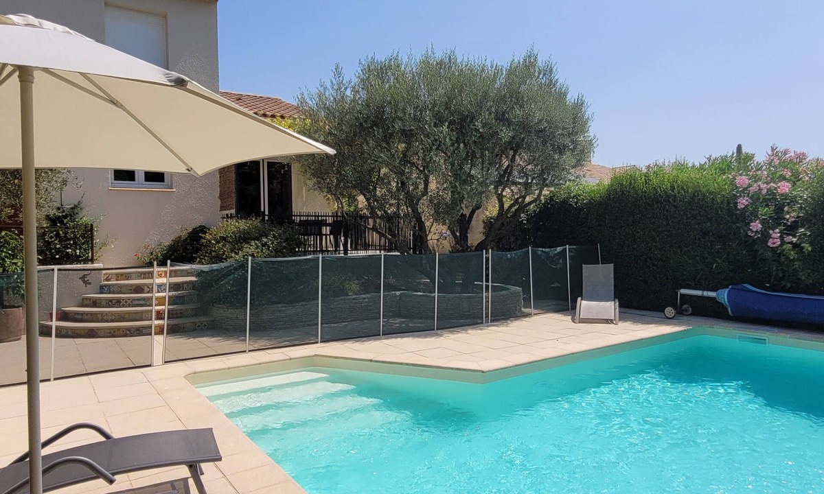 Saint-Gely-du-Fesc House | House with pool near Montpellier