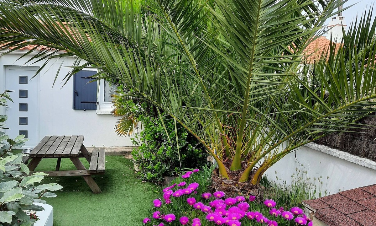 L'Epine House | House with patio 5 minutes from the beach
