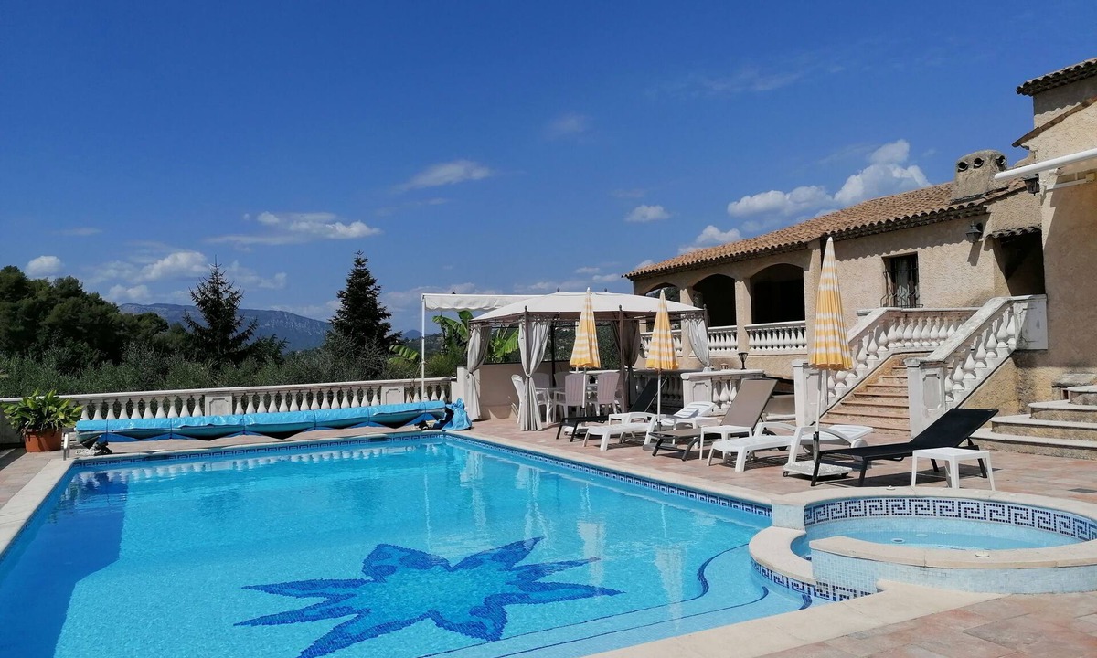 Saint-Blaise House | House with pool back country Nice