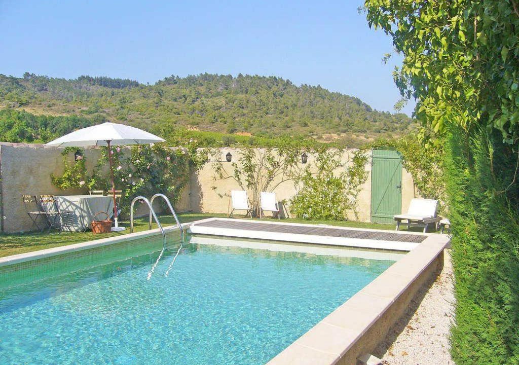 Montouliers Villa | House with pool in the quiet village of Montouliers, 30 kms from the beaches