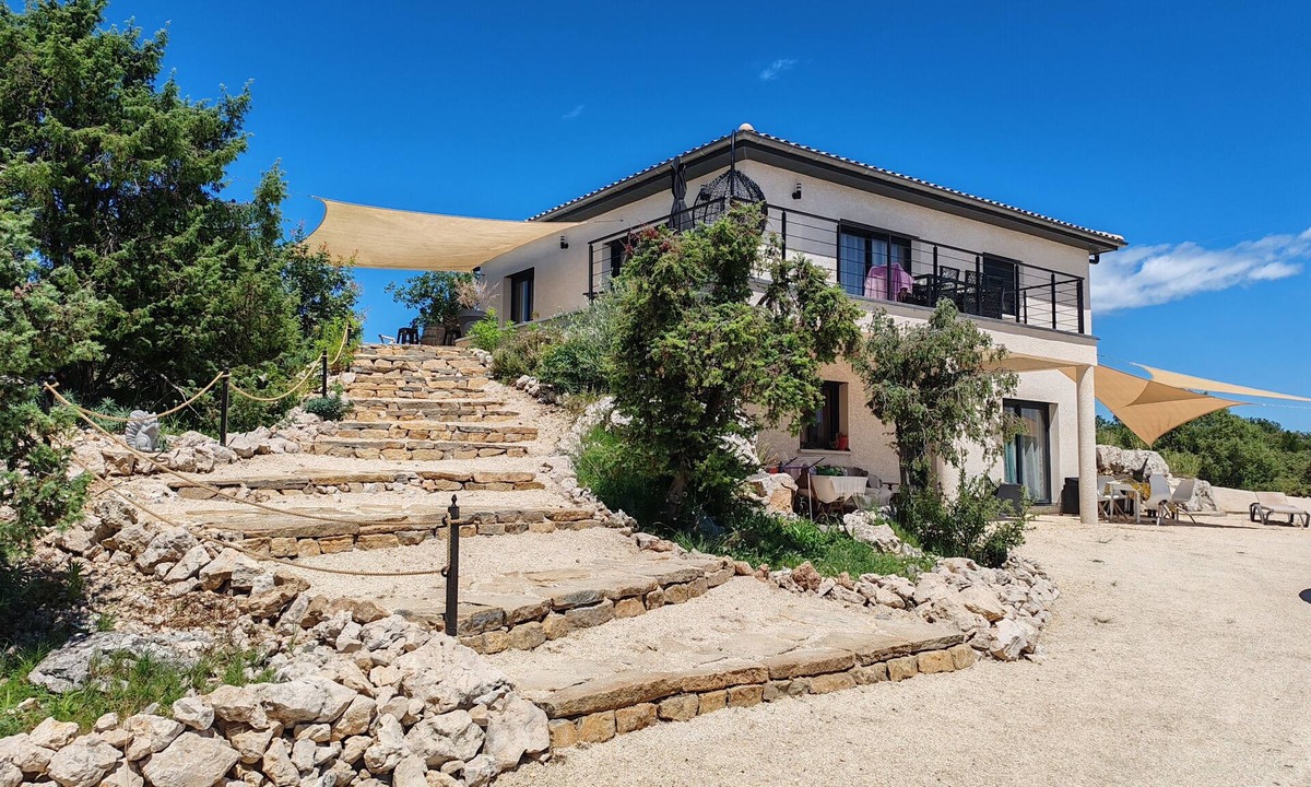 Lagorce House | House with private Jacuzzi