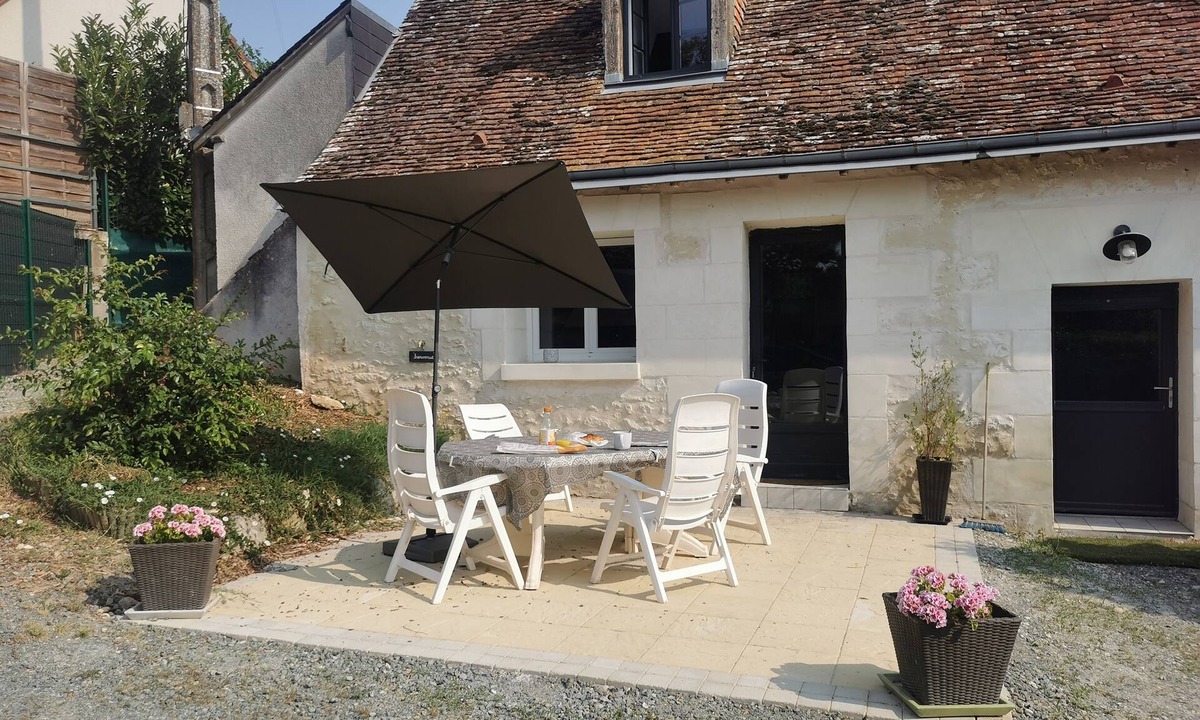 Blere House | House with shared pool & close to the Loire castles & Beauval Zoo