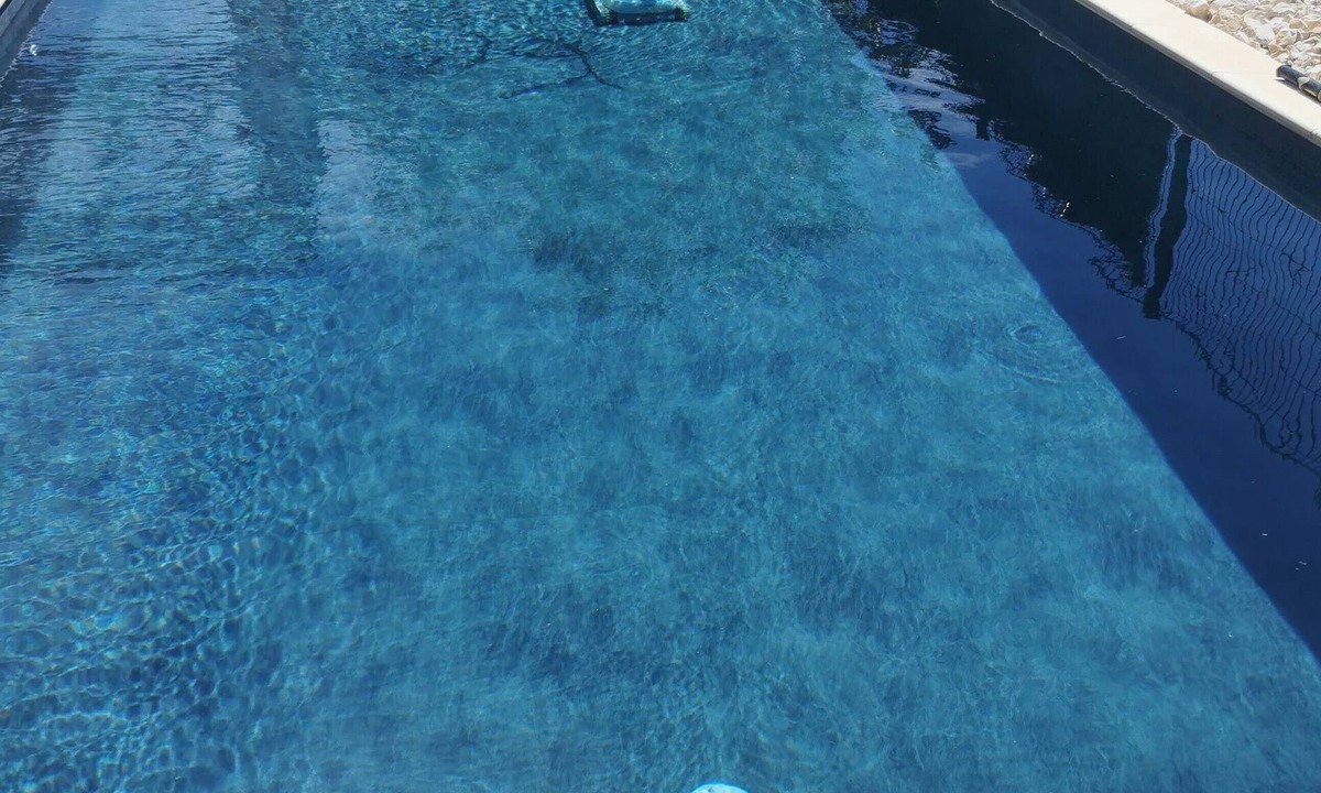 Abeilhan House | house with swimminig pool