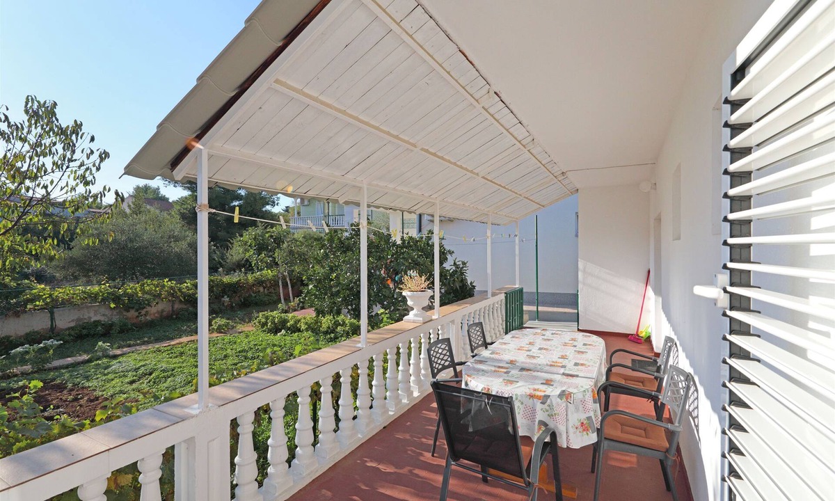 Tribunj House | House Zdenka (27331-K1) - Tribunj