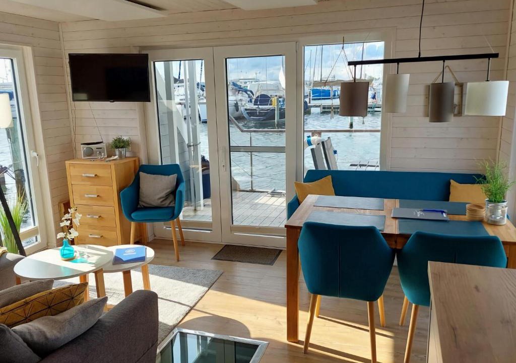 Rendbjerg Boat Rental | Houseboat Hecht in Egernsund at the Marina Minde