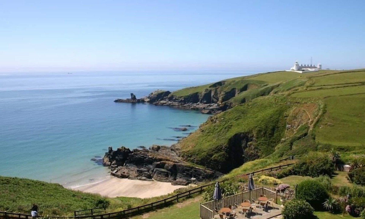 The Lizard Hotel | Housel Bay Hotel