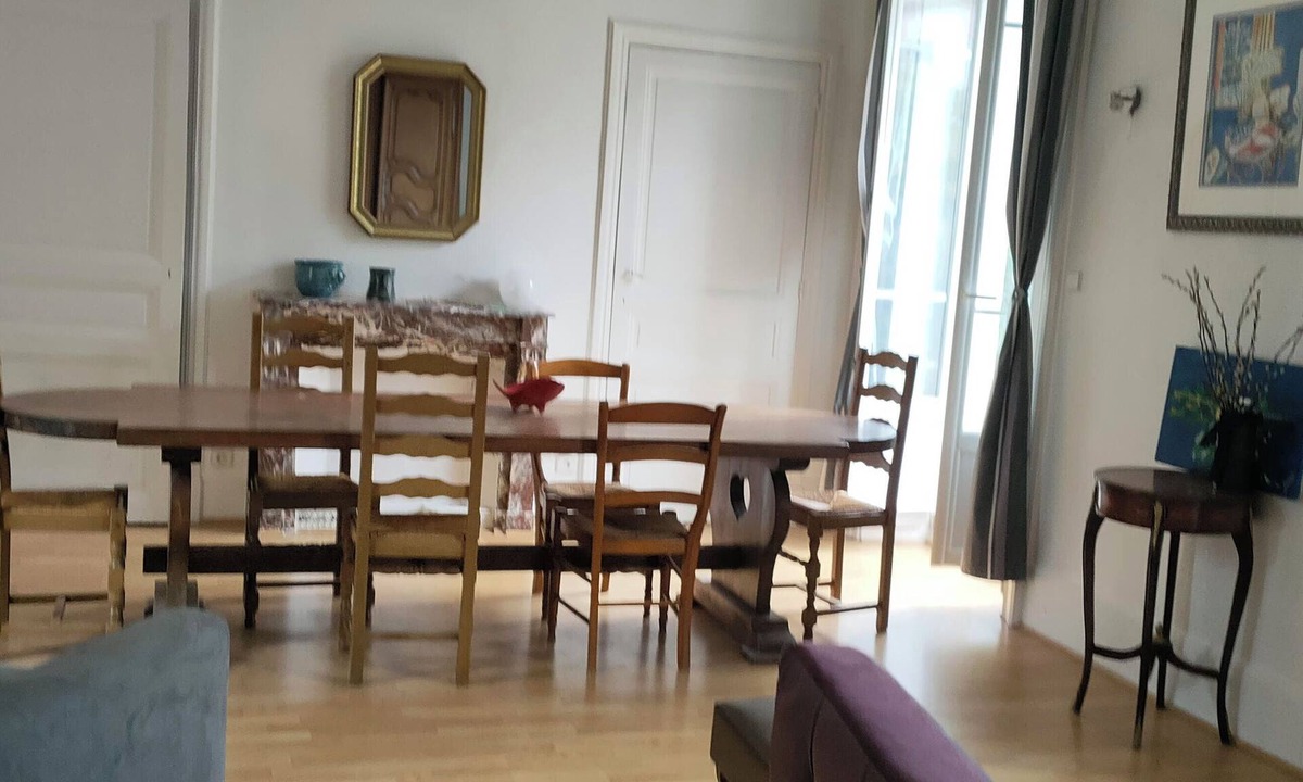 Quartier Hyper-Centre Apartment | Housing hyper center close to all commoditéeplace Victor Hugo.
