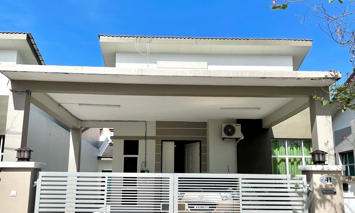 Durian Sebatang House | Housing Semi D Type Zero End Lot